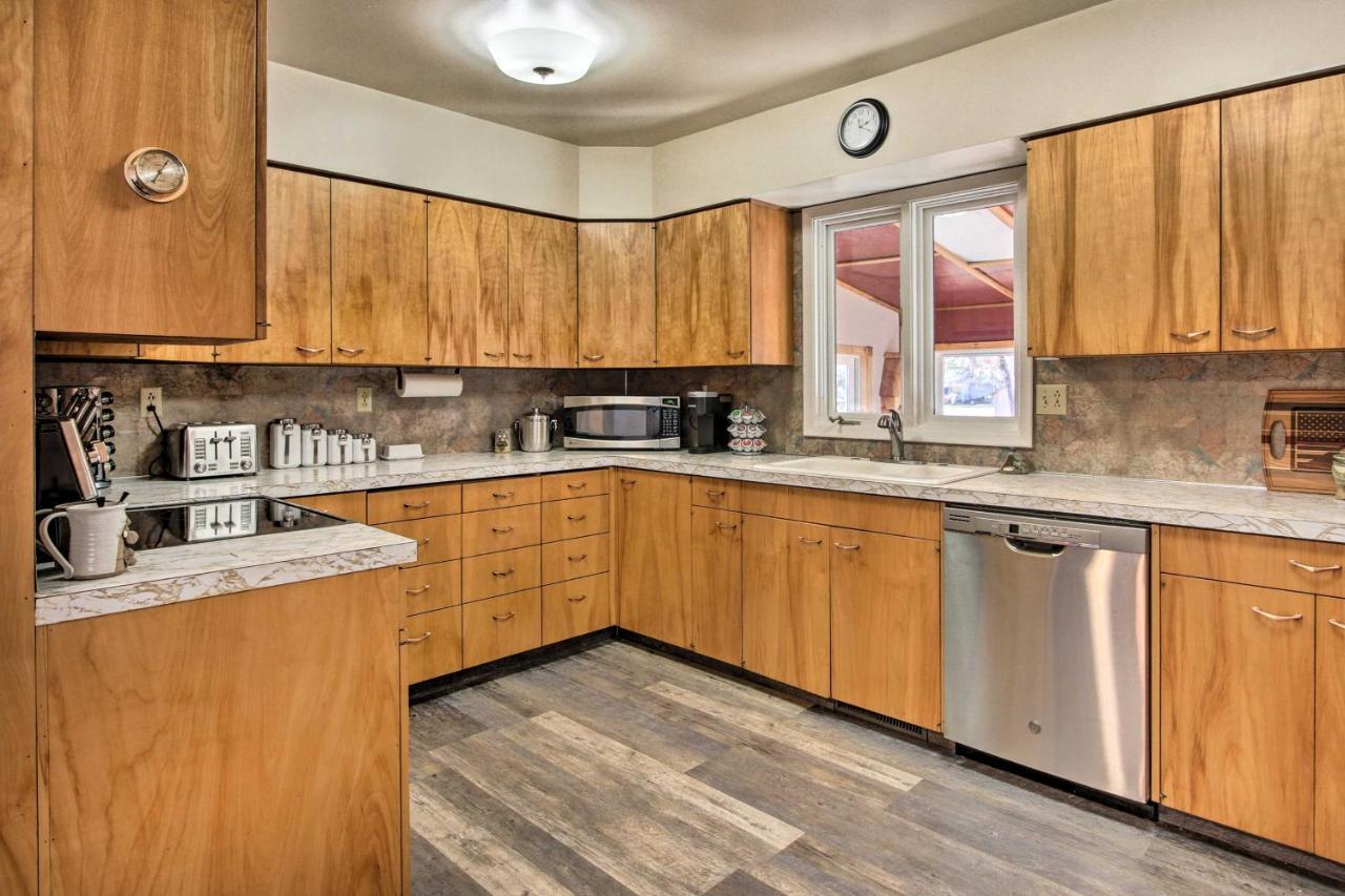 Cozy Choteau Home With Fire Pit, Grill, Yard! Exterior foto